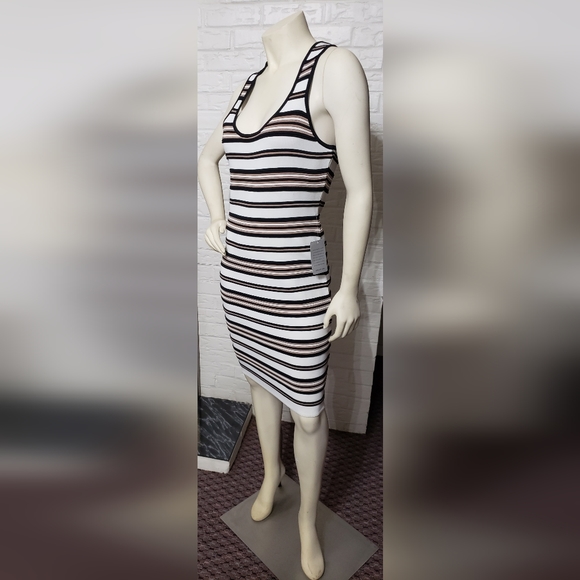 FELICITY & COCO | Bodycon Dress - Picture 2 of 6